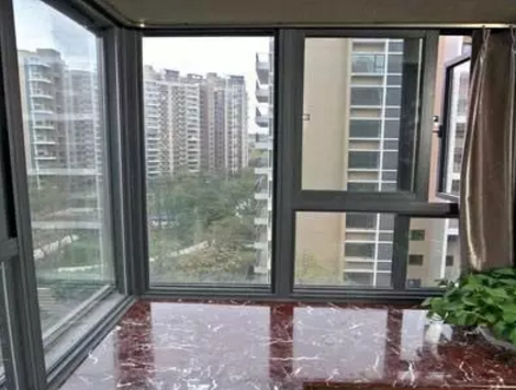 紫罗红窗台